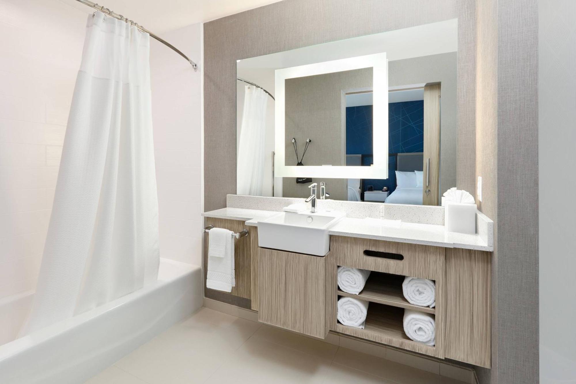 Springhill Suites By Marriott Dallas Мансфийлд Екстериор снимка