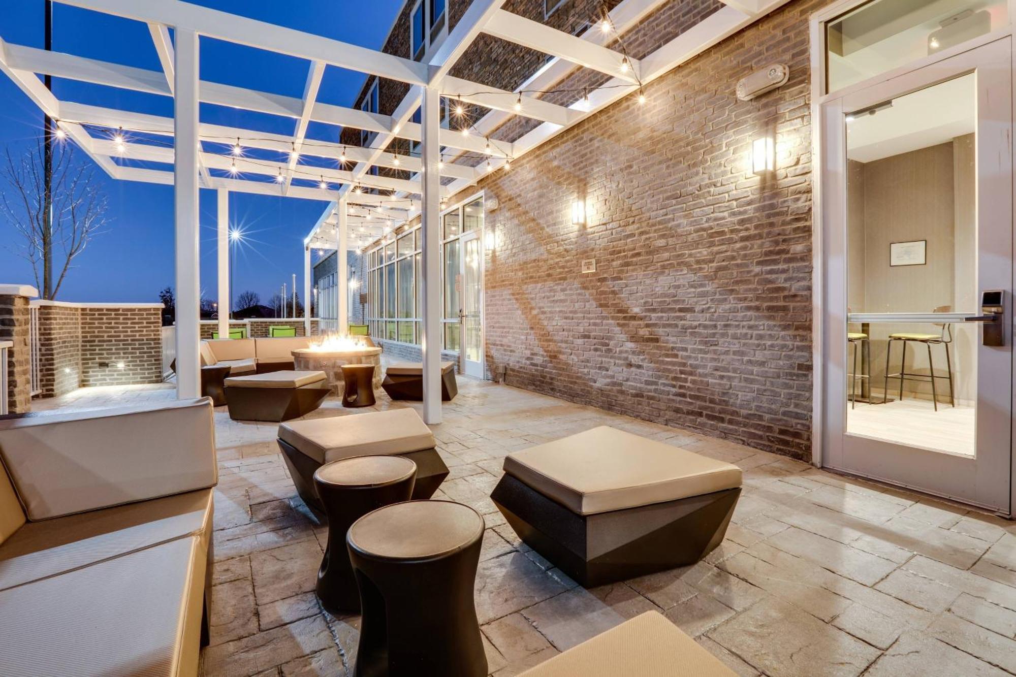 Springhill Suites By Marriott Dallas Мансфийлд Екстериор снимка
